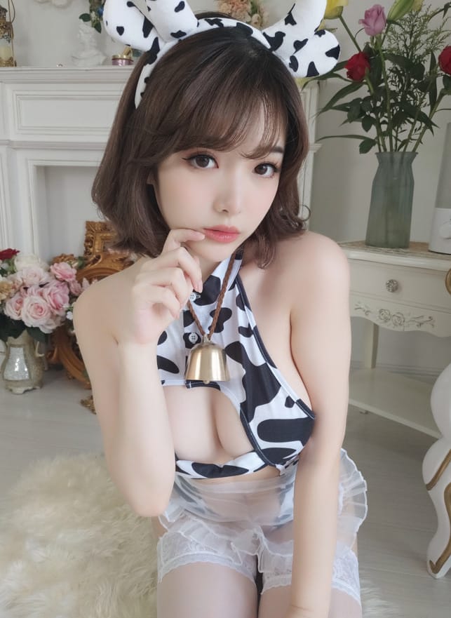 雯妹不讲道理 –NO.55 自拍奶牛[41P/122MB]