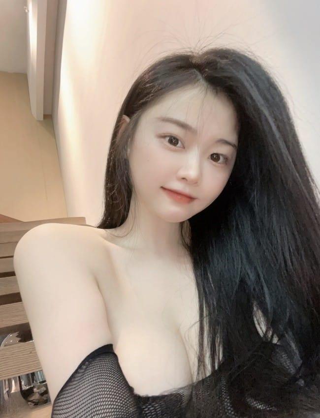 [微密圈]左公子666 -网洞连体黑丝大辟谷[50P1V-323MB]