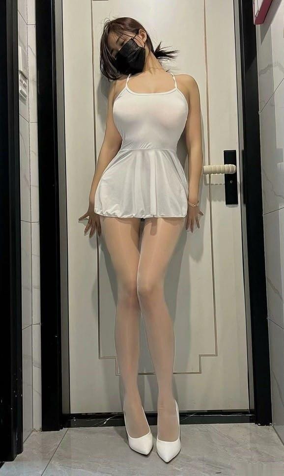 [微密圈]小酒伏特加 –超性感油亮[15P-26MB]