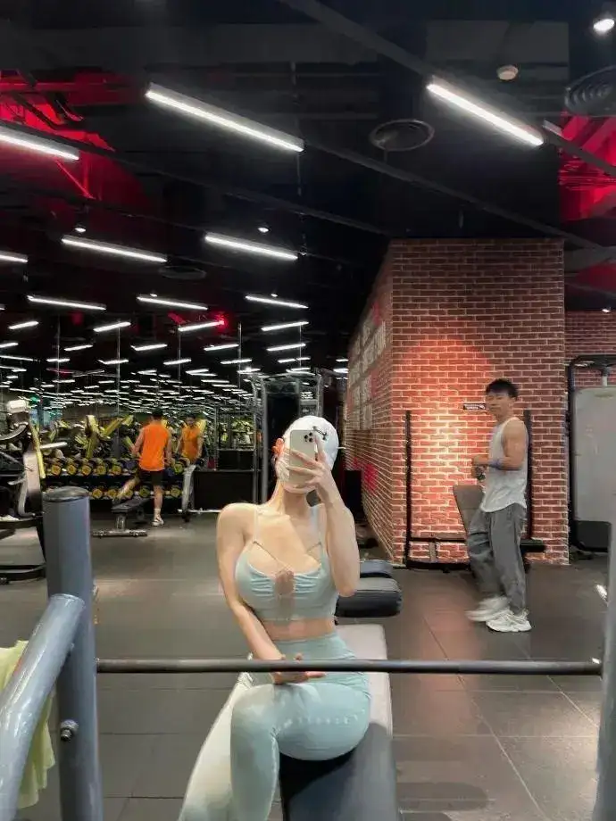 微博健身博主左公子666个人资料简介及图片-2 微博健身博主左公子666个人资料简介及图片