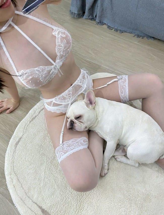 [微密圈]铁锤姐姐 –纯白战神[19P8V-349M]