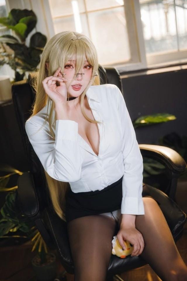 瓜希酱 – NO.89 虹色 电子档[100P-324MB]