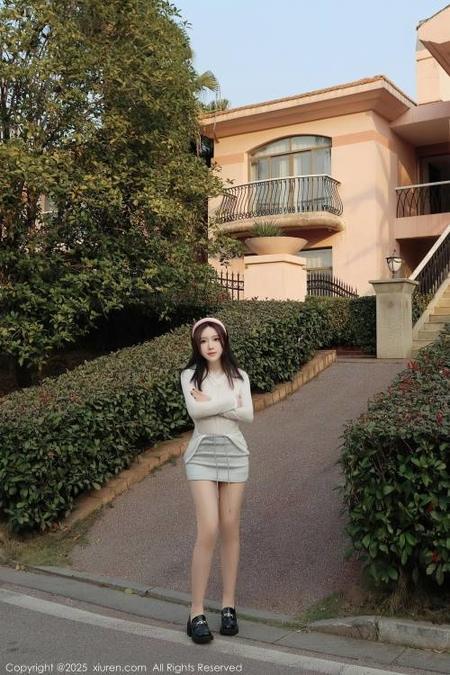 [Xiuren秀人网]2025.02.21 NO.9923 小薯条nienie[50+1P/594MB]