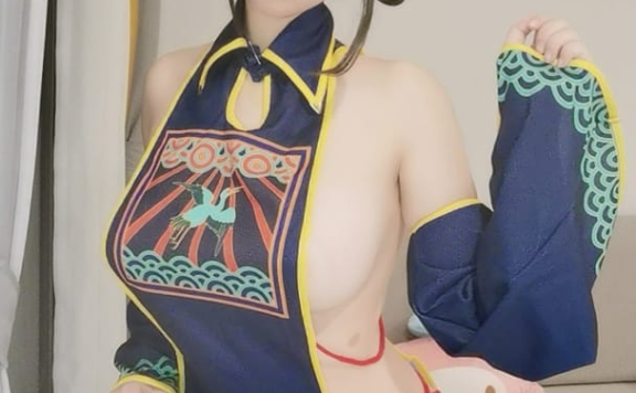 啊日日_Ganlory –NO.011 小僵尸[20P3V/65MB]