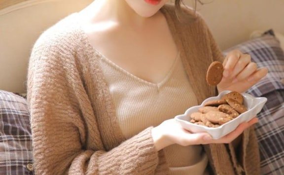 [YALAYI雅拉伊]2022.12.30 NO.998 千里之外[32+1P／280MB]