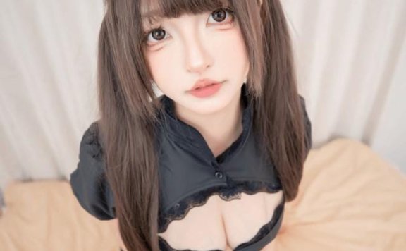 神楽坂真冬 – NO.206 梦幻裸足[75P2V-325MB]