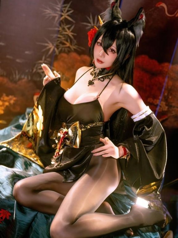 星之迟迟 – NO.263 2025年12月计划E 碧蓝航线 近江 [61P-996MB]