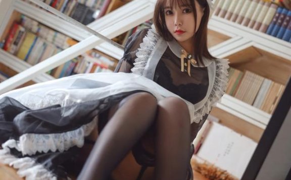 亚马逊鲶鱼 – NO.24 黑色透明女仆 [33P-192MB]